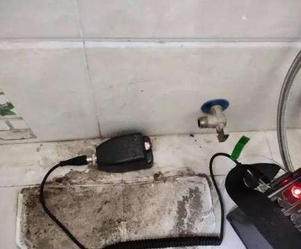 临猗屋顶漏水维修公司分享下卫生间漏水的危害及解决方法